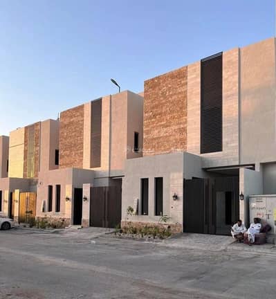 6 Bedroom Villa for Sale in West Riyadh, Riyadh - Villa for sale in Al Mahdiyah, west Riyadh