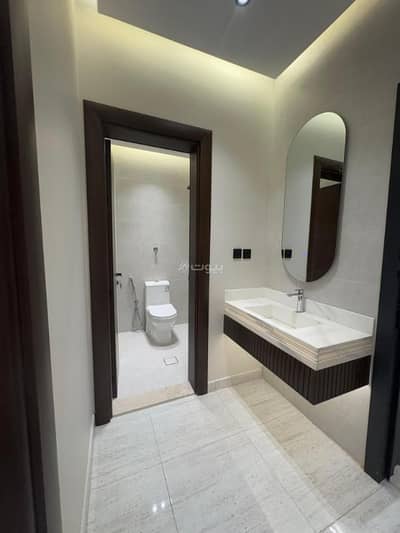 5 Bedroom Apartment for Sale in North Jeddah, Jeddah - Luxurious 5 bedroom front apartment with two entrances for sale in Salamah, Jeddah