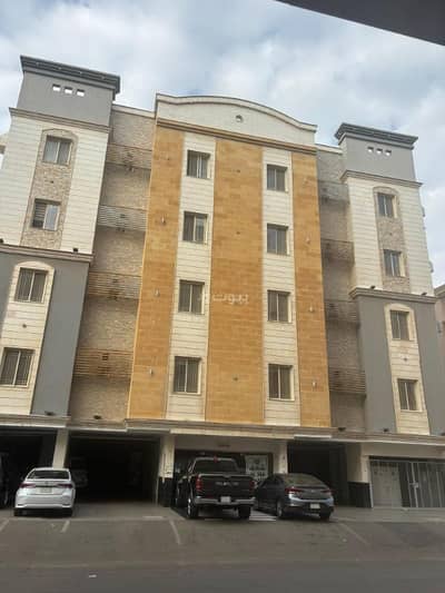 Building for Sale in North Jeddah, Jeddah - Residential building in Jeddah, Al Marwah neighborhood, with 26 apartments