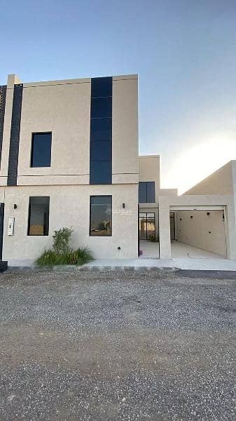 6 Bedroom Villa for Sale in West Riyadh, Riyadh - Villa for Sale in Al Mahdiyah, West riyadh