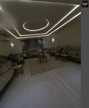 8 Bedroom Villa for Sale in West Riyadh, Riyadh - Villa for sale in  Al Mahdiyah, West Riyadh