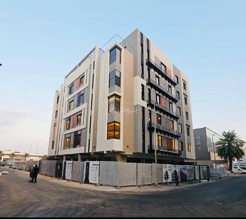 4 bedroom apartment in Al Rawdah neighborhood on two front streets with two entrances for immediate sale