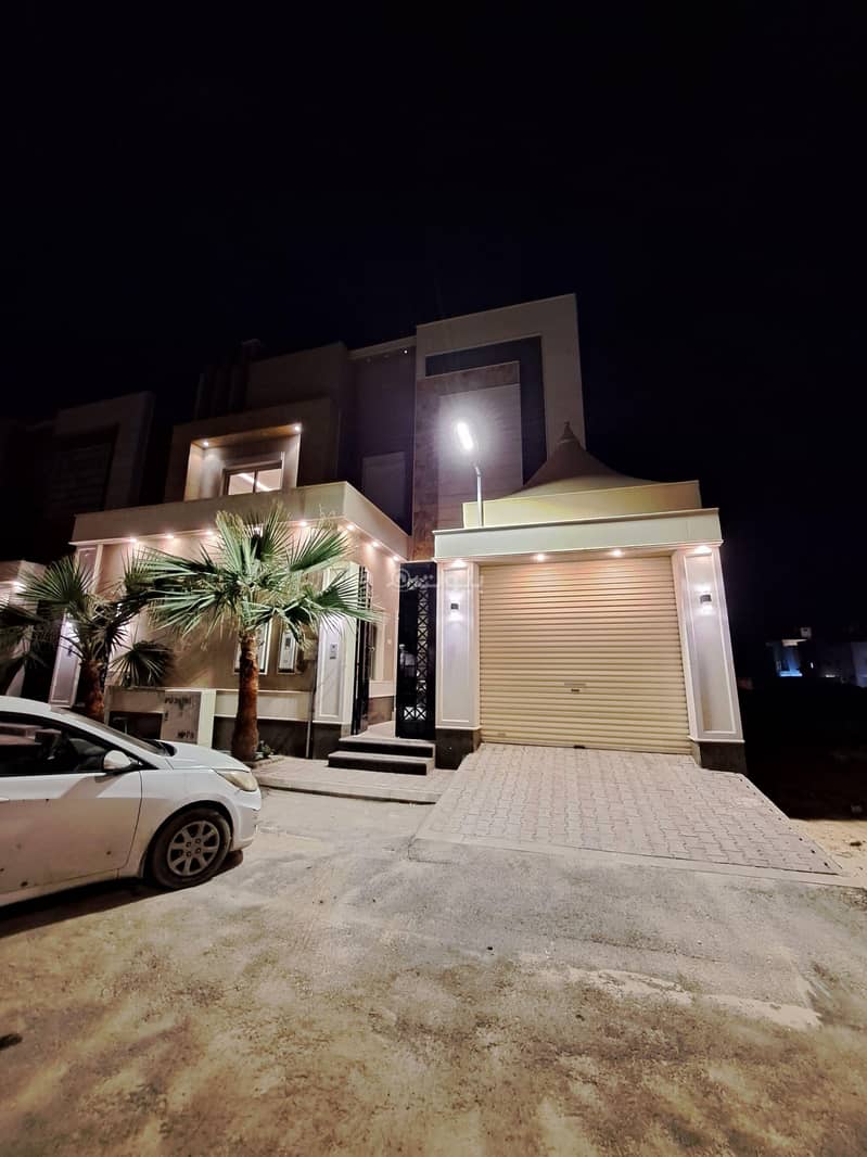 Villa in North Riyadh，Al Arid 5 bedrooms 120000 SAR - 87606745