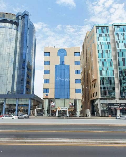 Office for rent in Al-Faisaliyyah, Jeddah