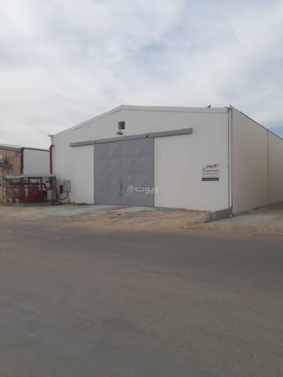 Warehouse for Rent in East Riyadh, Riyadh - Warehouse For Rent in As Sulay, East Riyadh