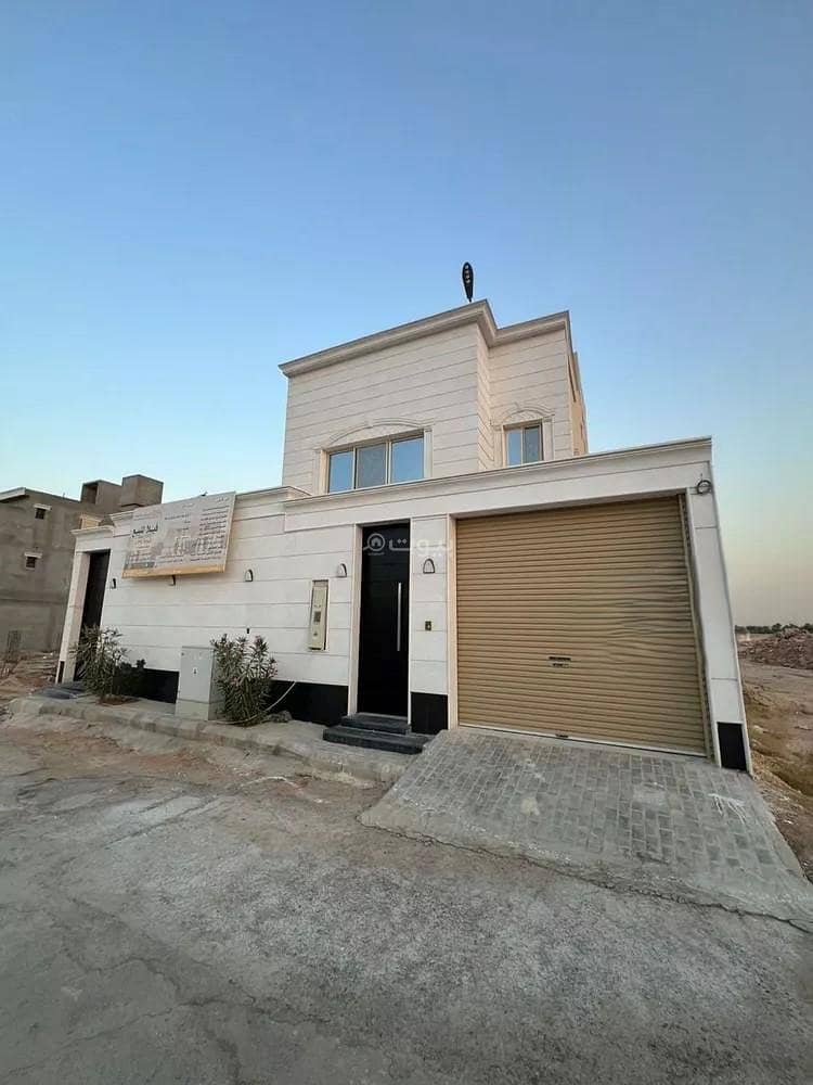 Villa for Sale in Al-Rafi'a Neighborhood