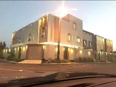 5 Bedroom Villa for Sale in North Jeddah, Jeddah - villa for sale on Al-Harith Al-Dawsi Street, Al-Basateen District, Jeddah City, Makkah