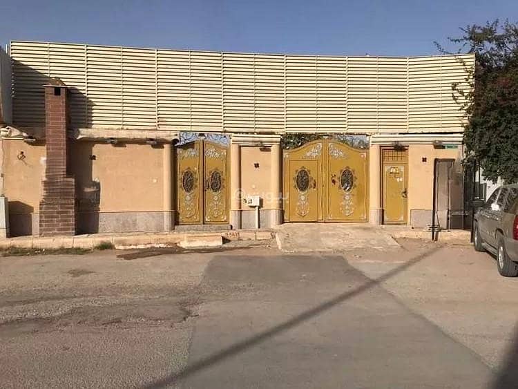 A rest house for sale in Mohammed Bin Mohammed Al Nuwairi Street, Al Ramal neighborhood, Riyadh city, Riyadh region