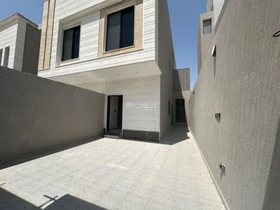 3 Bedroom Floor for Sale in East Riyadh, Riyadh - Floor for sale in Al Saadah, East Riyadh