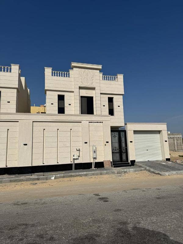 Villa for sale in Sharaa neighborhood, 437 sqm, New Classic, 1.5 million