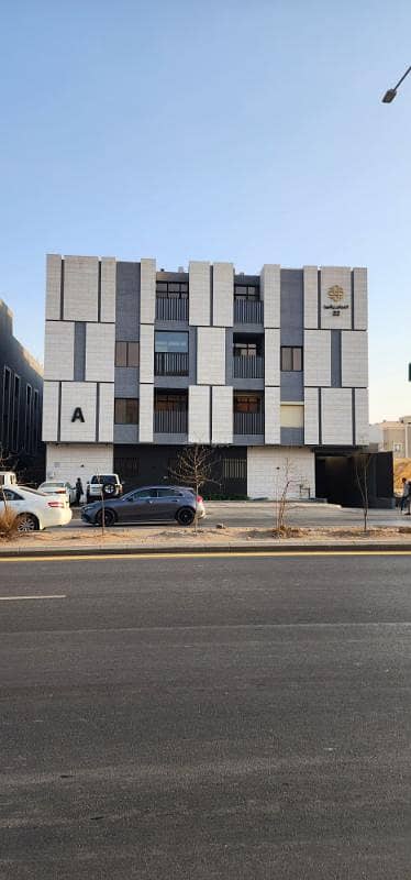 3 Bedroom Flat for Rent in North Riyadh, Riyadh - Apartment for rent in Al-Malga neighborhood, Wadi Hajr street