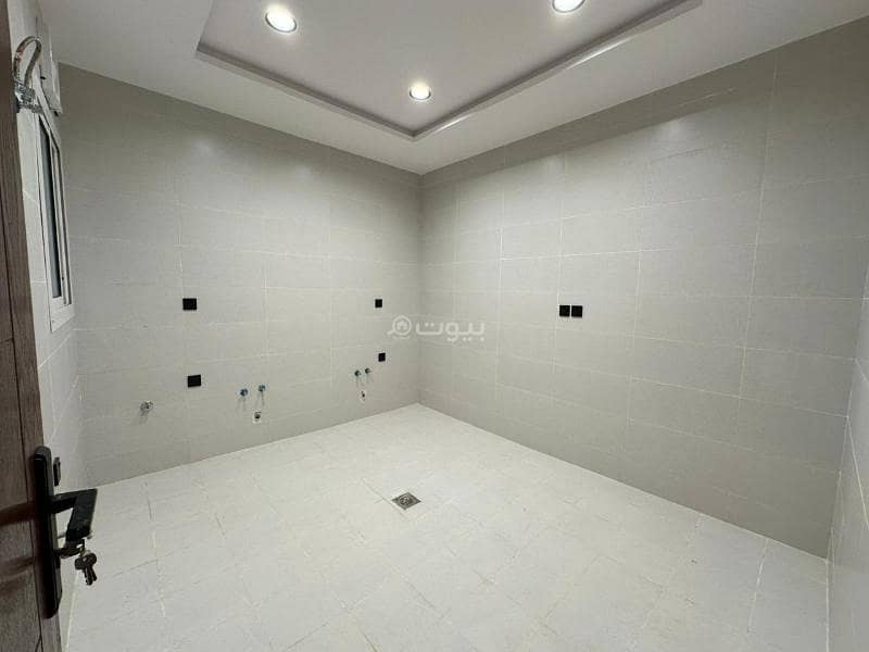 4-bedroom distinctive apartment for sale in Al Manar, Jeddah