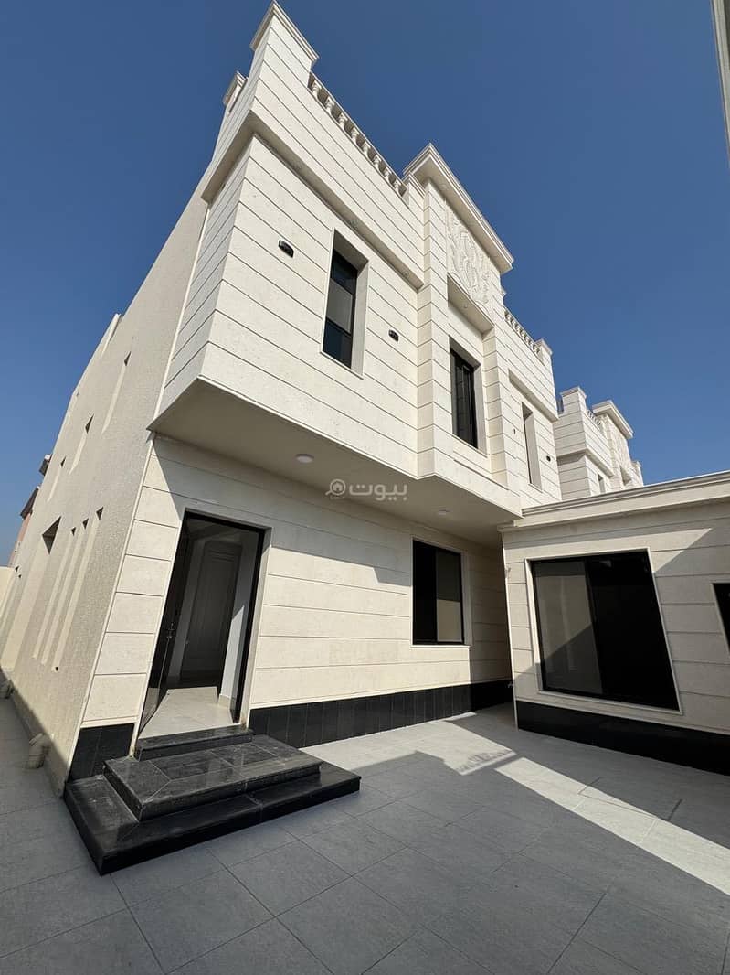 Villa for sale in Al Suwari District