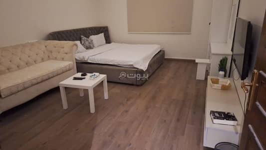 Studio for Rent in North Riyadh, Riyadh - Studio furnished with narcissus