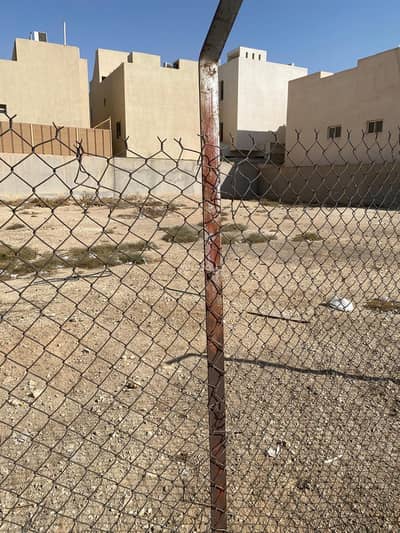 Commercial Land for Sale in Central Riyadh, Riyadh - أرض للبيع في شارع طريق النهضة, حي الربوة, مدينة الرياض