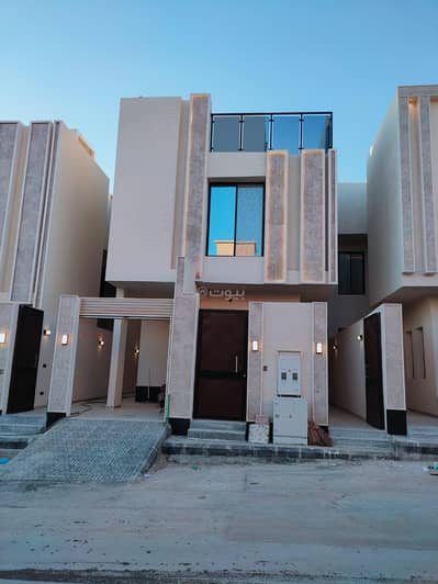 5 Bedroom Villa for Sale in East Riyadh, Riyadh - Villa for Sale in Al Nadhim, East Riyadh