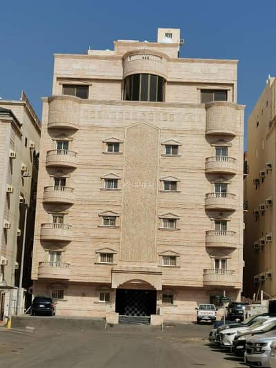 Building for Sale in North Jeddah, Jeddah - Residential building for sale in Al-Naseem neighborhood