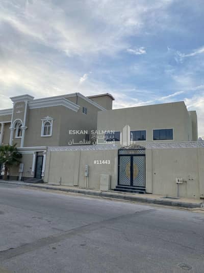 9 Bedroom Villa for Sale in Al Urobah, Dammam - Villa - Dammam - Al Badi'ah (Al Aroobah Al Shamali)