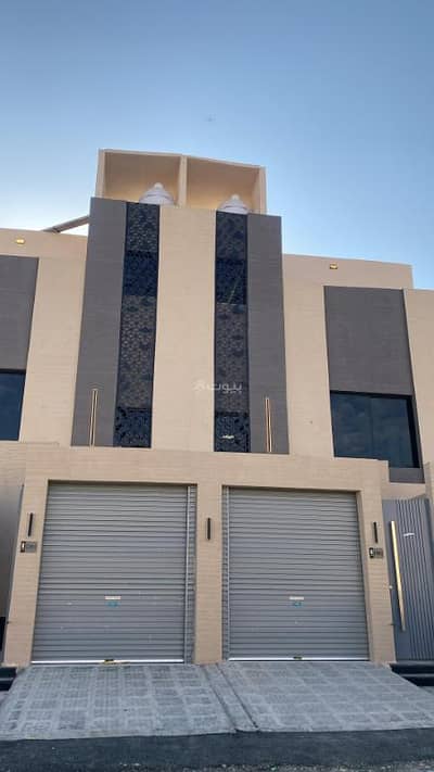 3 Bedroom Floor for Sale in West Riyadh, Riyadh - Ground floor