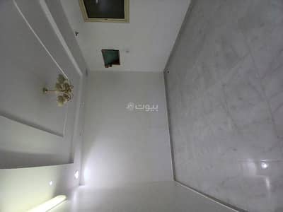 3 Bedroom Apartment for Sale in East Riyadh, Riyadh - Apartment for sale in Al Ramal Al Zahbi, excellent location and in the middle of services