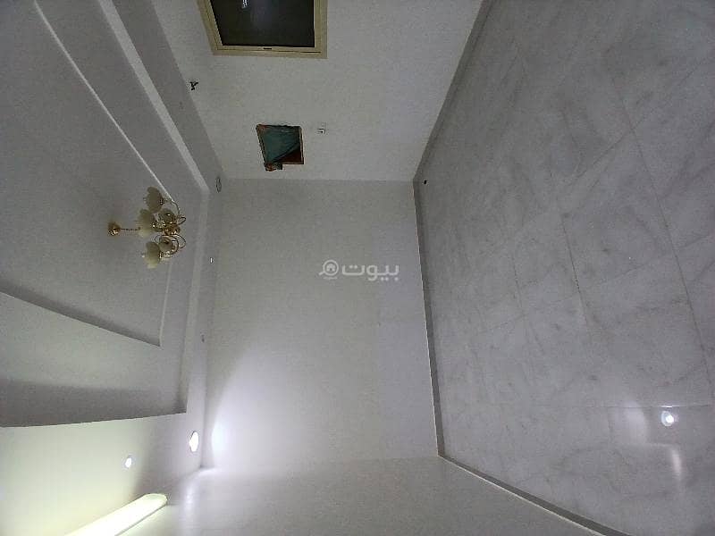 Apartment for sale in Al Ramal Al Zahbi, excellent location and in the middle of services