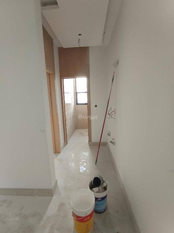 Floor in East Riyadh，Al Yarmuk 5 bedrooms 1800000 SAR - 87609532