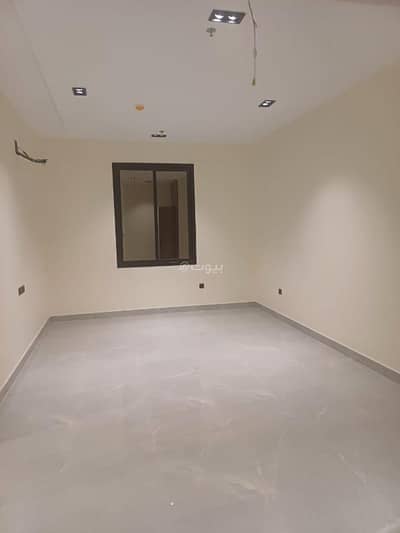 4 Bedroom Apartment for Sale in East Riyadh, Riyadh - Apartment for sale in Al Ramal Al Yahya neighborhood