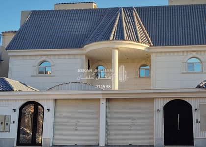 4 Bedroom Floor for Sale in East Riyadh, Riyadh - Circle - Riyadh - Yarmouk neighborhood