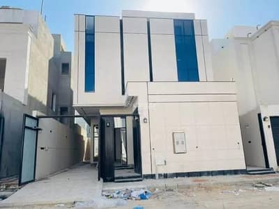 5 Bedroom Villa for Sale in East Riyadh, Riyadh - Villa for Sale in Al Maizilah, East Riyadh