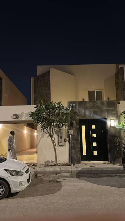 4 Bedroom Villa for Sale in North Riyadh, Riyadh - Modern Duplex Villa For Sale in Al Arid, North Riyadh