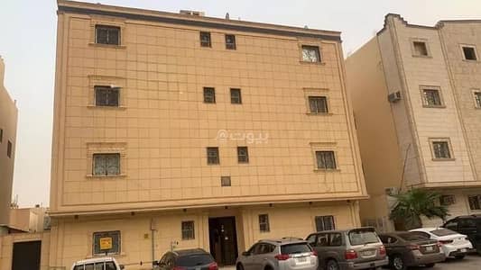 Building for Sale in West Riyadh, Riyadh - Building for sale on Al-Huwiya Street, Al-Laban neighborhood, Riyadh city.