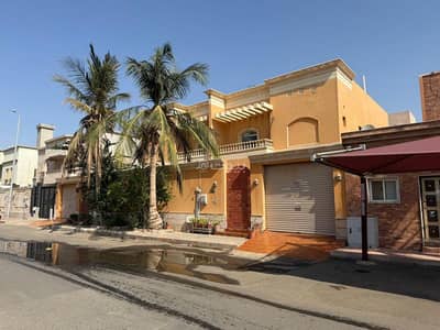 4 Bedroom Villa for Sale in North Jeddah, Jeddah - Villa for sale in Al Basateen, North Jeddah