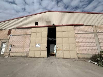 Warehouse for Rent in South Riyadh, Riyadh - Warehouse for rent _ Medium risk _ Area 1,776 square meters