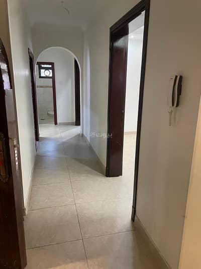 Building for Rent in North Jeddah, Jeddah - Deluxe three bedroom apartment next to the palm walkway