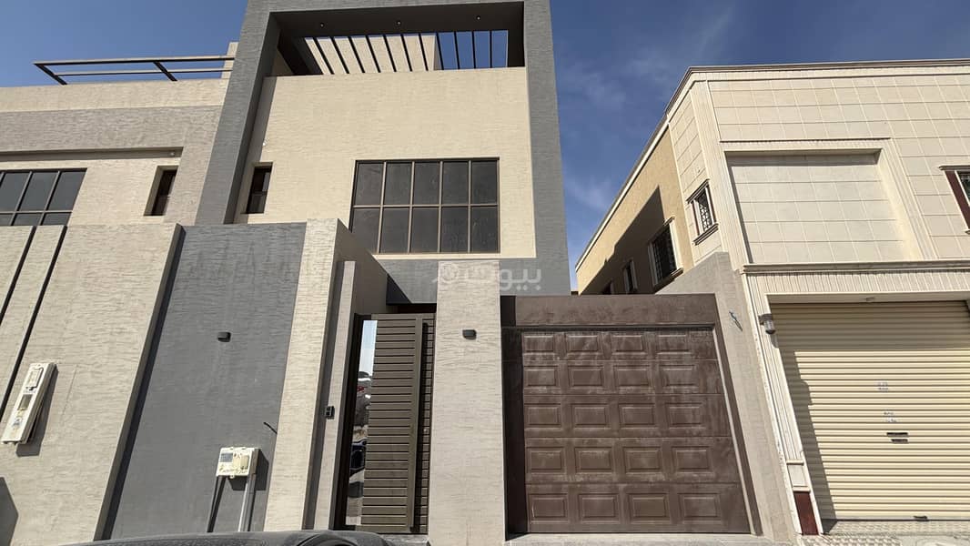 Luxury Villa for Rent in a Prestigious Project in Al-Aqiq District