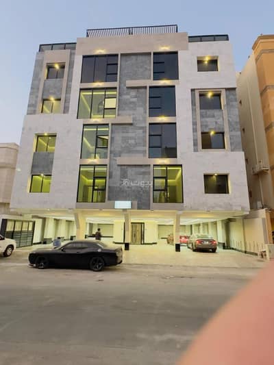 5 Bedroom Flat for Sale in North Jeddah, Jeddah - Apartment in Al Nuaim neighborhood, 5 front rooms with two entrances, new, accepts cash and bank