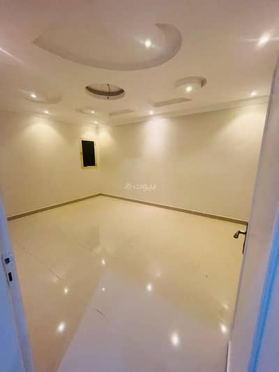 3 Bedroom Flat for Rent in East Riyadh, Riyadh - For rent, a family apartment 42,000 annually in Ishbilia district, offer number 742