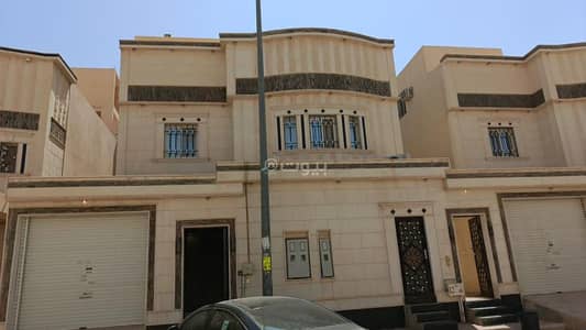 3 Bedroom Villa for Rent in East Riyadh, Riyadh - Villa for rent with internal staircase 70 thousand annually in Al Ramal district offer number 560