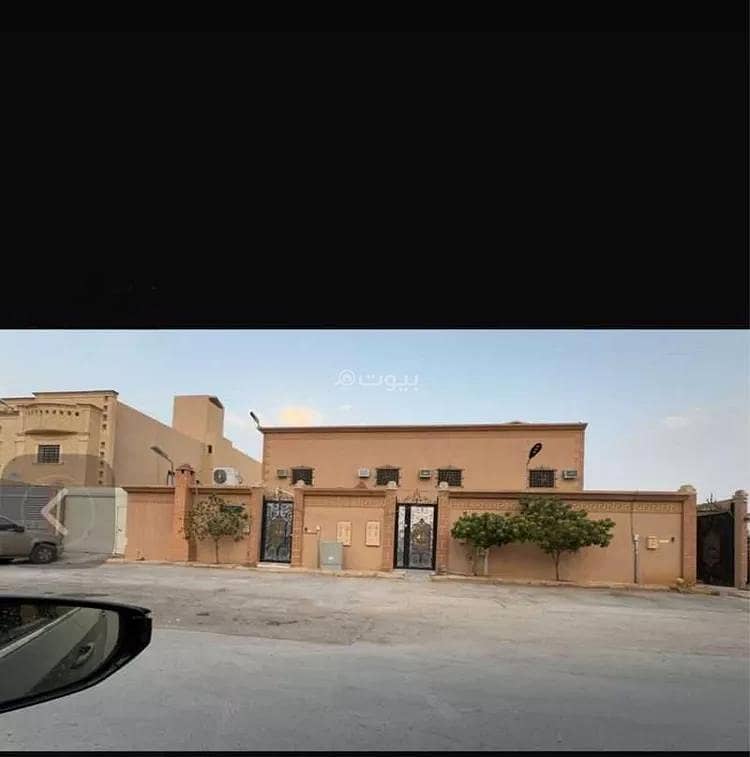 Villa for sale in Al Malaz Street, Dhahrat Laban neighborhood, Riyadh city