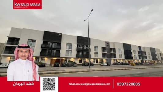 5 Bedroom Apartment for Rent in North Riyadh, Riyadh - Luxury apartment for rent in Al Yasmin neighborhood