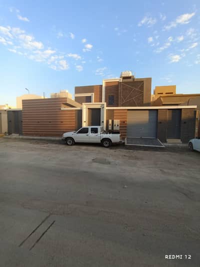 8 Bedroom Villa for Sale in West Riyadh, Riyadh - Villa For Sale in Tuwaiq, Riyadh