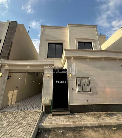 5 Bedroom Floor for Sale in East Riyadh, Riyadh - Durr - Riyadh - Happiness District