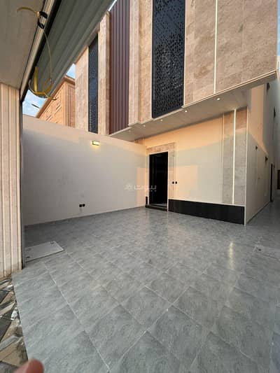 2 Bedroom Floor for Sale in West Riyadh, Riyadh - 5 Bedroom Floor For Sale in Tawiq, Riyadh