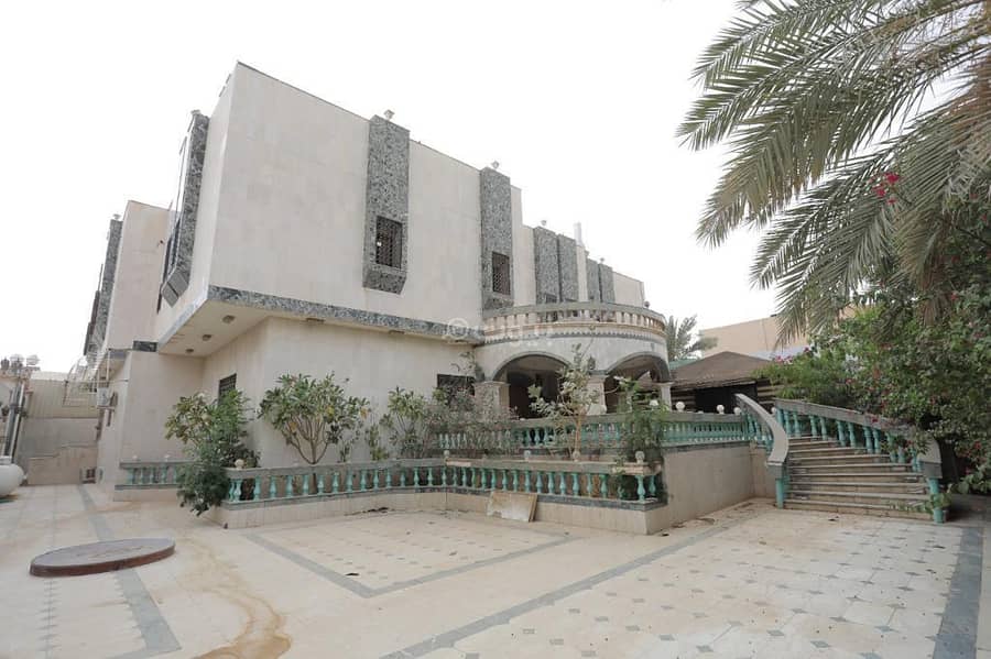 Luxury Palace for Sale – Al-Rawda District 📍  Location:  Al-Rawda District