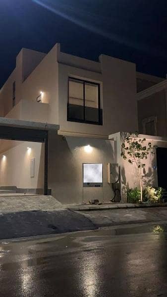 5 Bedroom Villa for Sale in North Jeddah, Jeddah - Villa for Sale in Obhur Al Shamaliyah, North Jeddah