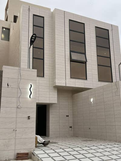 5 Bedroom Floor for Sale in West Riyadh, Riyadh - 5 Bedrooms Floor For Sale in Tuwaiq