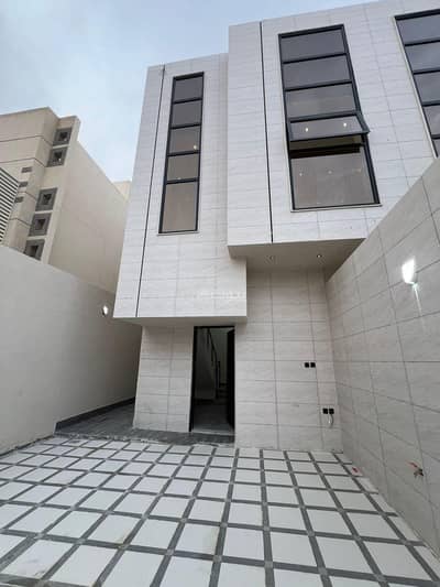 5 Bedroom Floor for Sale in West Riyadh, Riyadh - Floor For Sale in Tuwaiq, West Riyadh