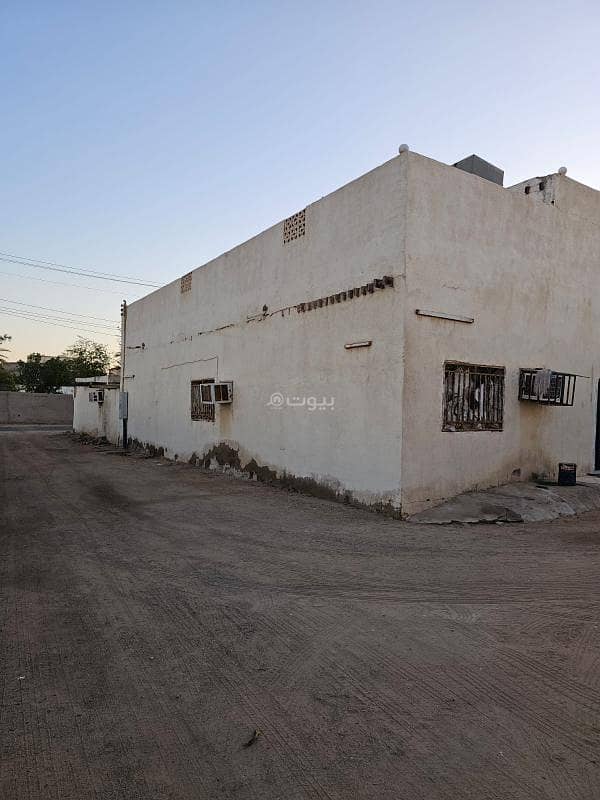 Traditional house for sale in the village of Dhahaban