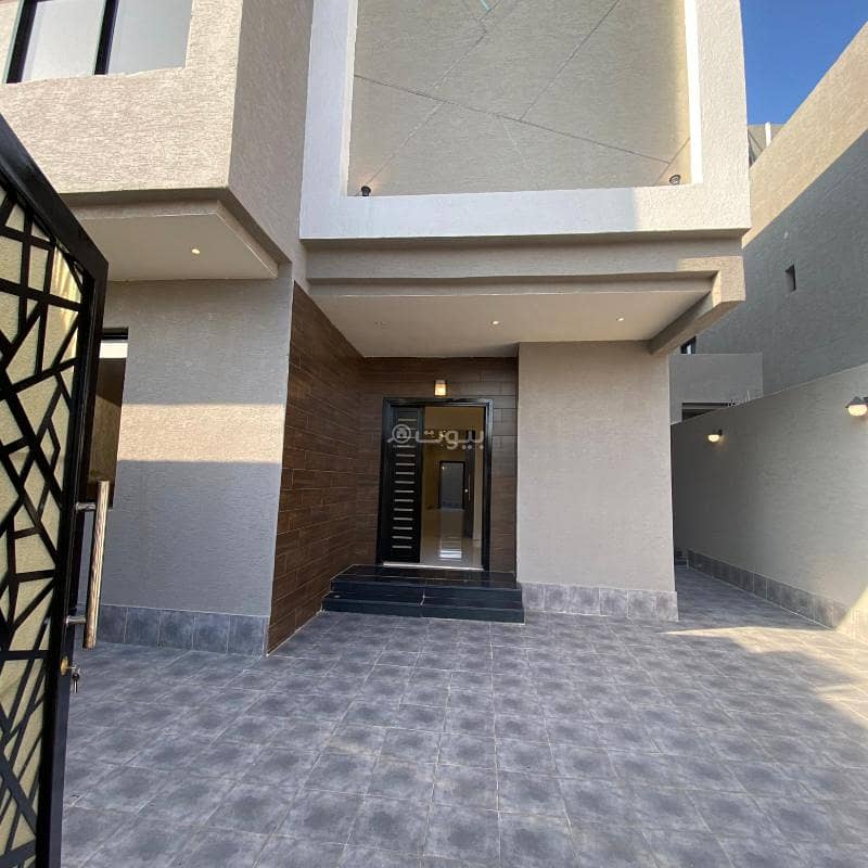 Villa for sale in Al Manarat neighborhood, excellent location