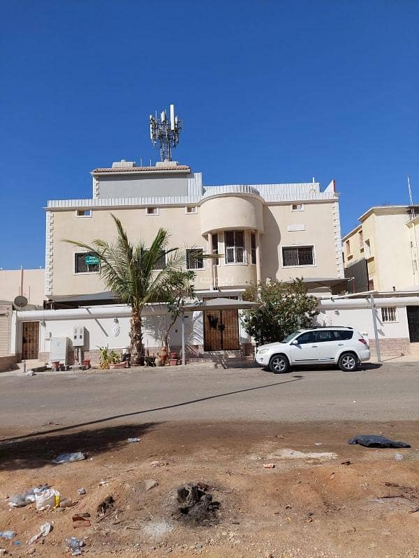 Villa in North Jeddah，Taiba District 10 bedrooms 130000 SAR - 87601029